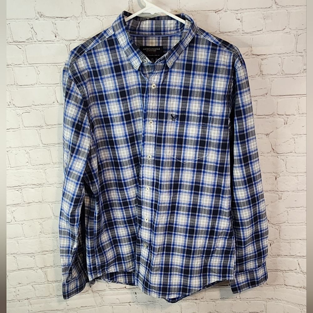 Men's American Eagle "Athletic Fit" longsleeve button-down shirt, size Large